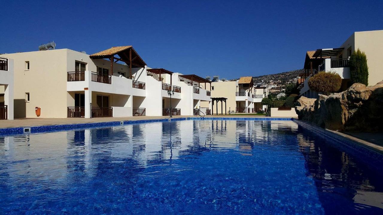 Ground floor one bedroom apartment B2, 3 pools, FREE WIFI Peyia Buitenkant foto